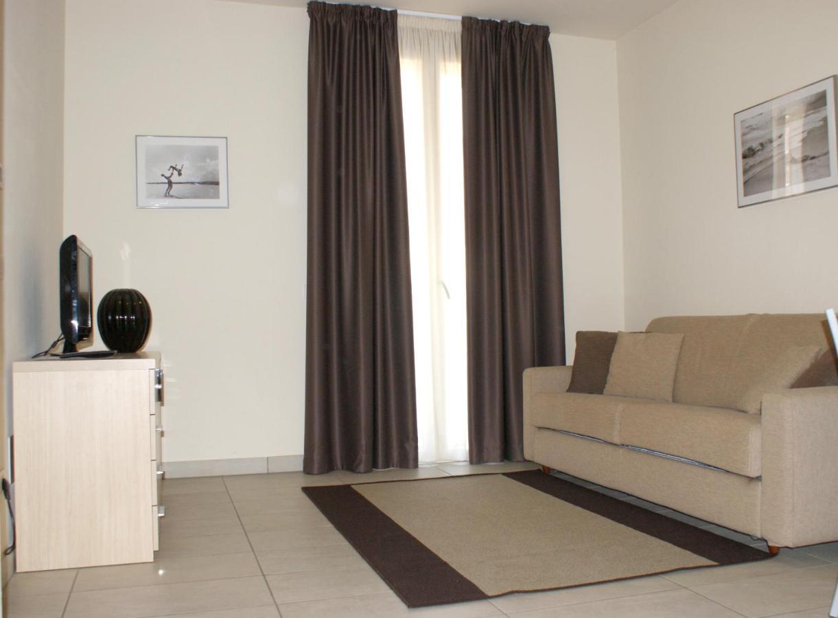 Residence Belmare Rimini Kültér fotó