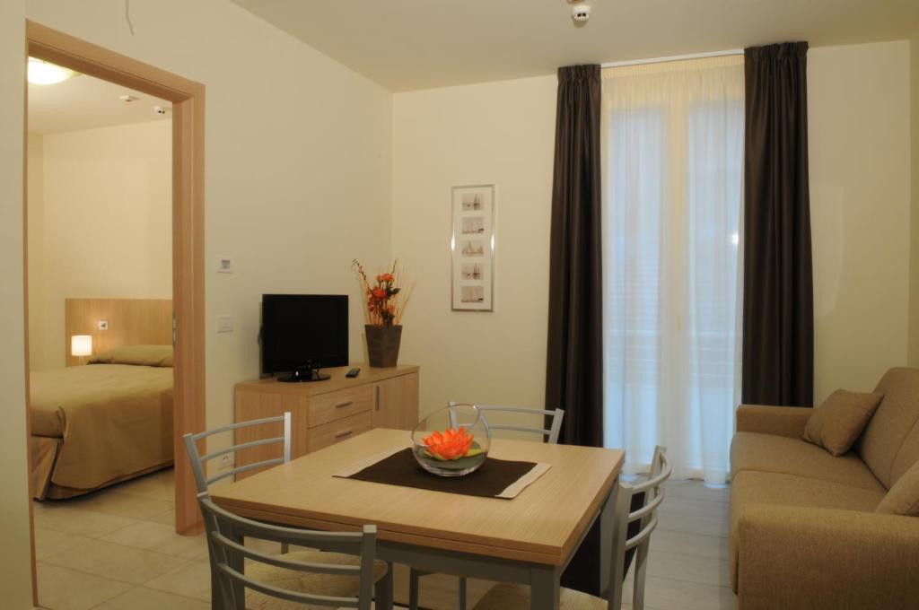 Residence Belmare Rimini Szoba fotó