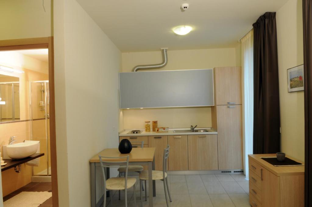 Residence Belmare Rimini Szoba fotó